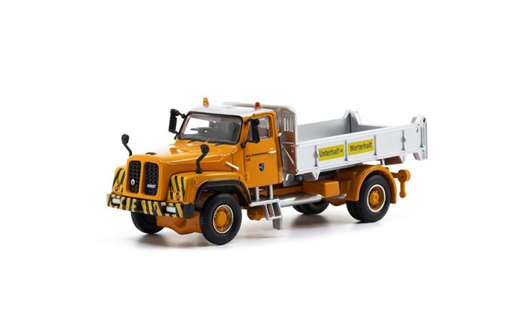 ACE 002335 Saurer D330B N4x4 Kipper Baudept. Kt. Aargau 1/87