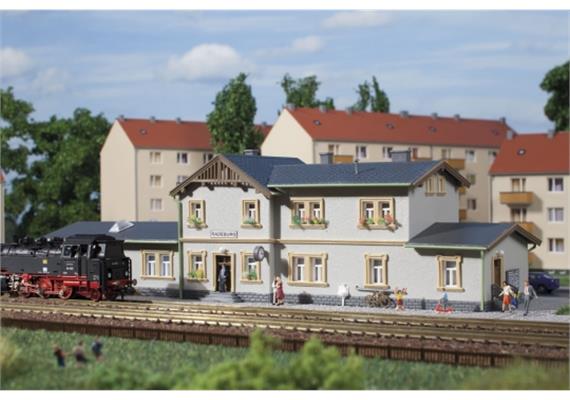 Auhagen 14453 Bahnhof Radeburg