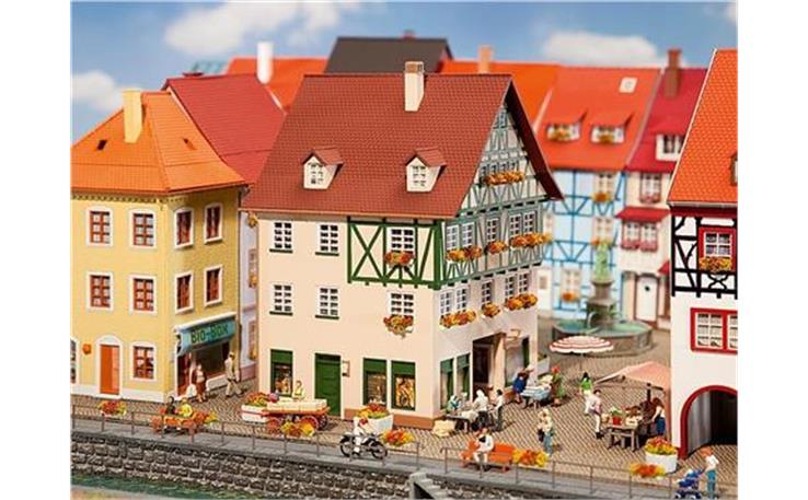Faller 130492 Stadthaus mit Passage