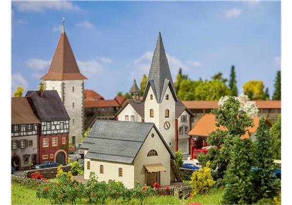 Faller 232526 Kirche Versam - Spur N - 1/160 - Swiss Edition (CH)