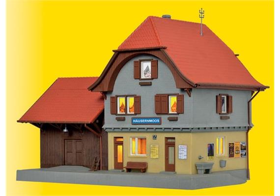 Kibri 39490 Bahnhof Haeusermoos inkl. Hausbeleuchtungs-Startset - 1/87