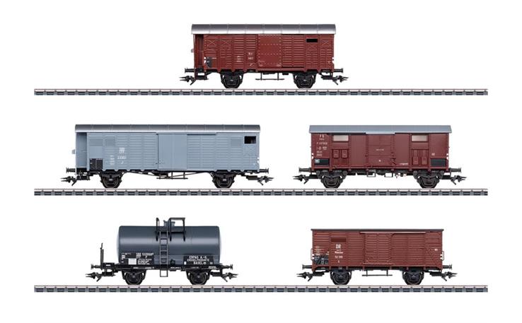 Märklin 046575 Wagen-Set 5-tlg zur Ae 6/8 BLS, H0
