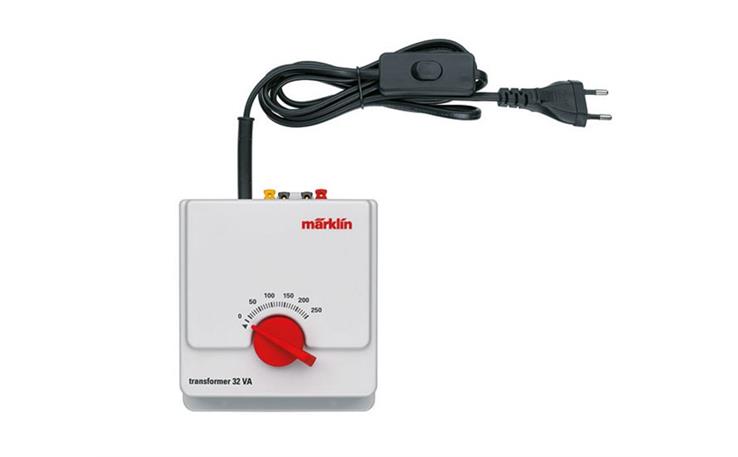Märklin 066471 Sicherheitstransformer 230 Volt. 32 VA