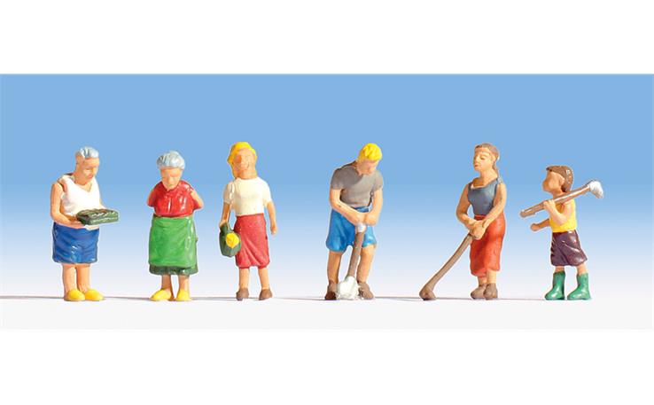 Noch 15569 Familie im Garten, Set mit 6 Figuren
