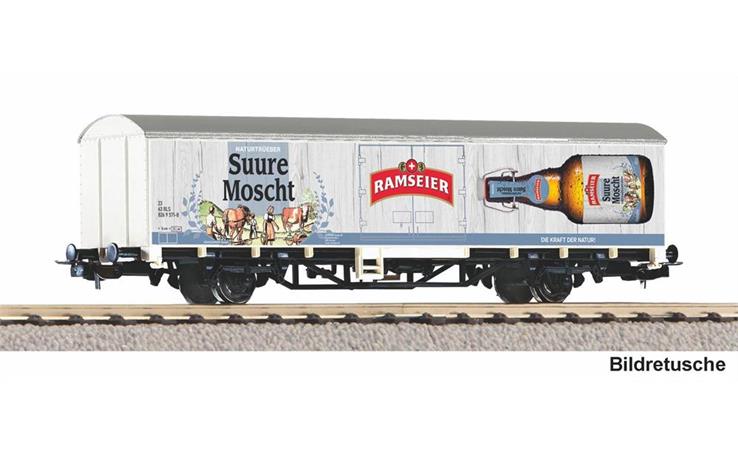 PIKO 27746 BLS gedeckter Güterwagen Ramseier Moscht Starke Marken, H0
