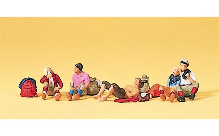 Preiser 10442 Rastende Wanderer, Set mit 5 Figuren und Zubehör