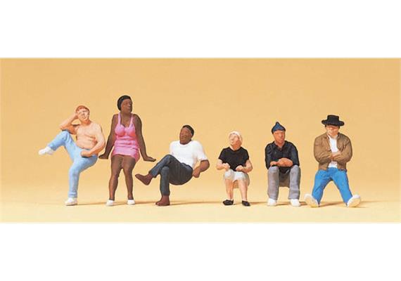 Preiser 10474 Auf der Treppe Sitzende, Set mit 6 Figuren