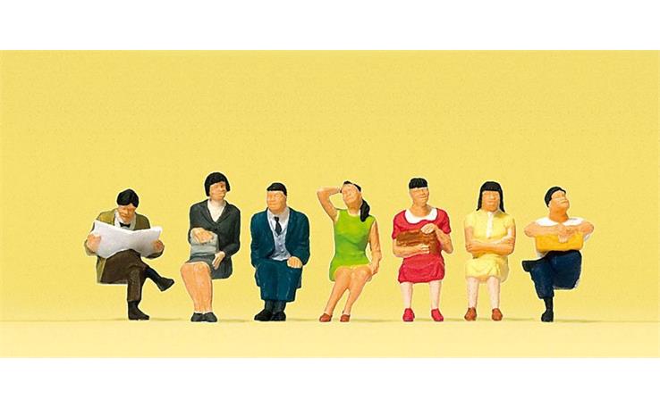Preiser 10573 Sitzende Reisende (China), Set mit 7 Figuren