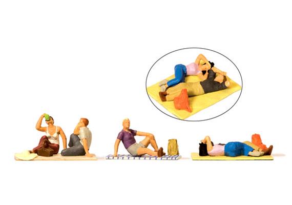 Preiser 10618 Rastende, Set mit 5 Figuren und Zubehör