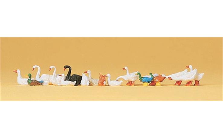 Preiser 14167 Enten, Gänse und Schwäne, Set mit 16 Figuren